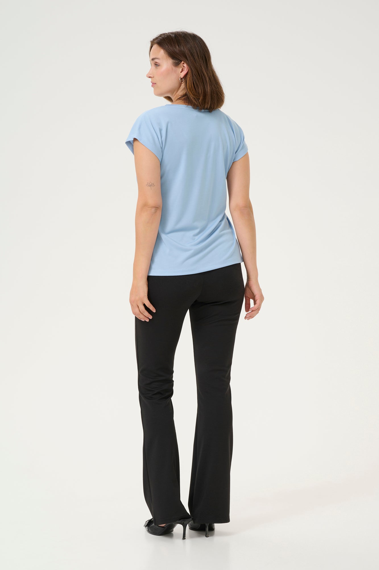 T-Shirt pour femme par Kaffe | 10504040 Chambray Doux | Boutique Vvög, vêtements mode pour homme et femme