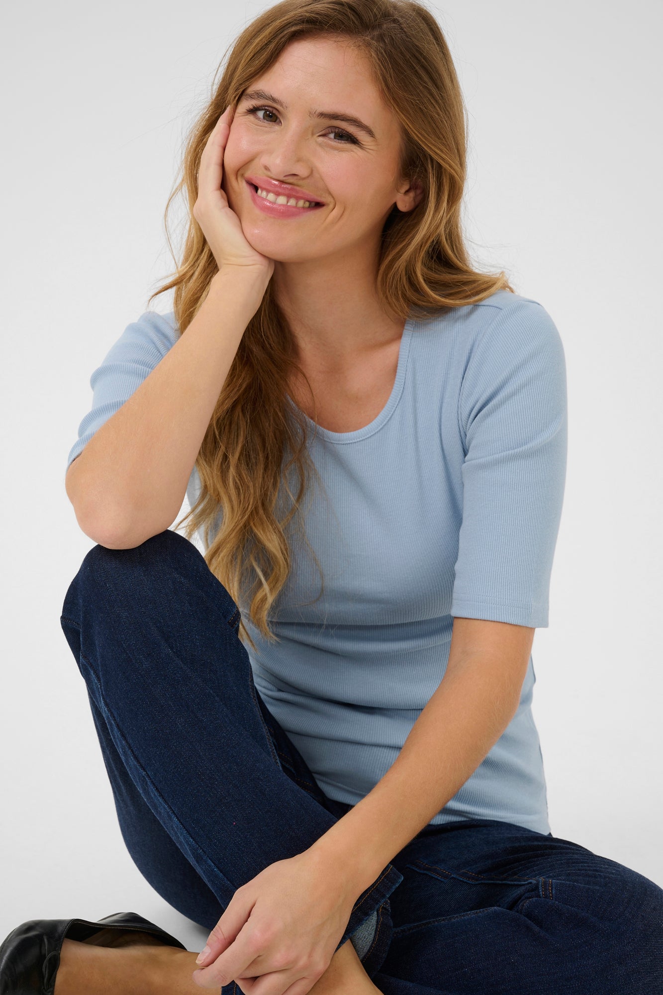 T-Shirt pour femme par Kaffe | 10508766 Chambray Doux | Boutique Vvög, vêtements mode pour homme et femme