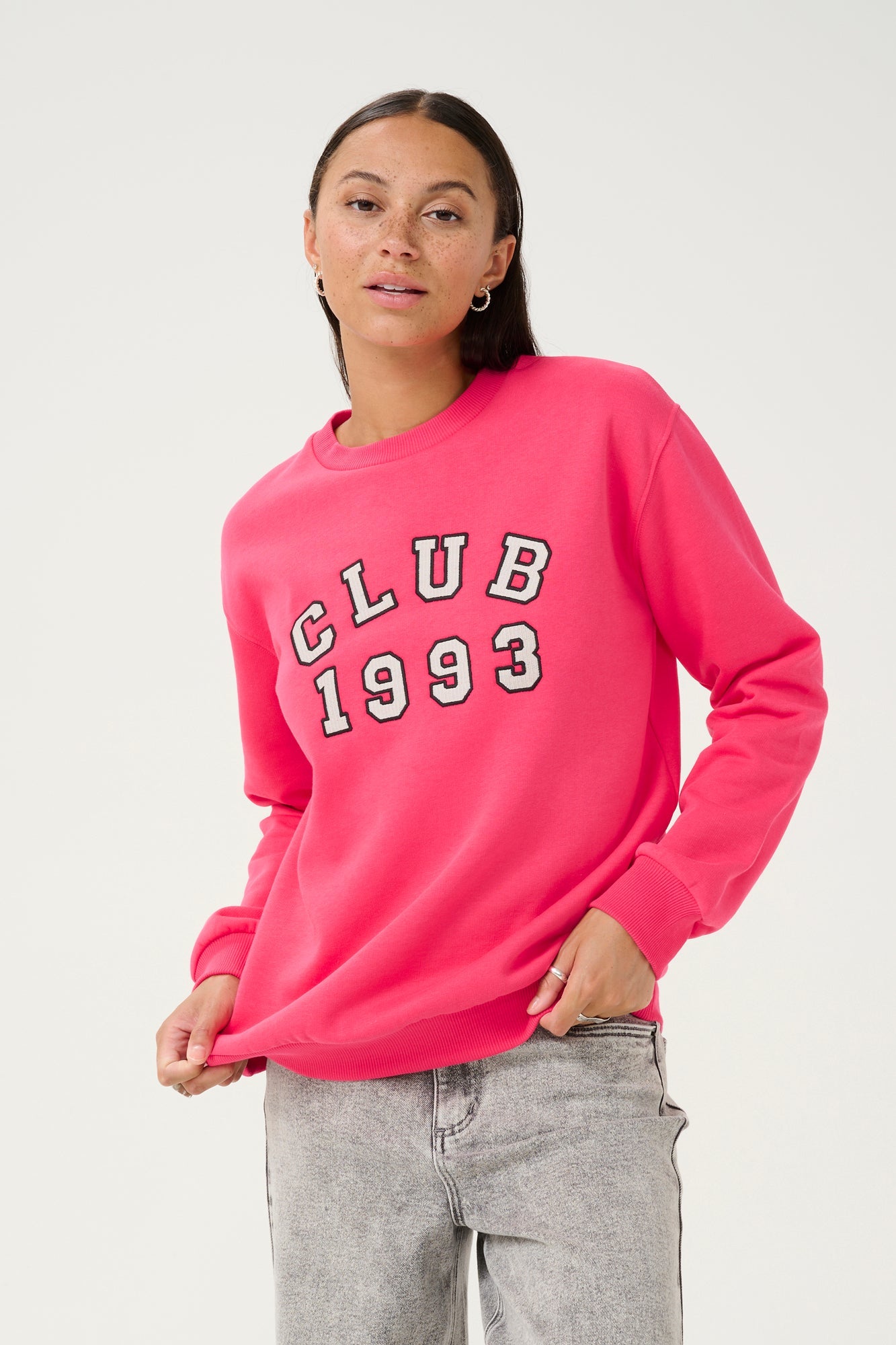 Chandail manches longues pour femme par Kaffe | 10509722 Framboise | Boutique Vvög, vêtements mode pour homme et femme