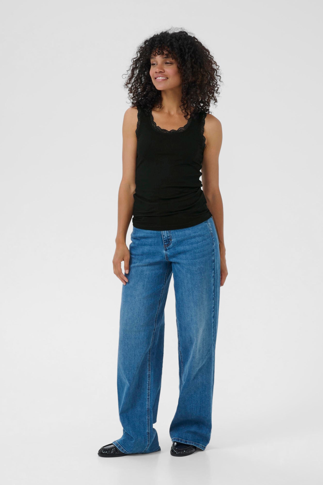 Camisole pour femme par Kaffe | 10510143 Noir Profond | Boutique Vvög, vêtements mode pour homme et femme