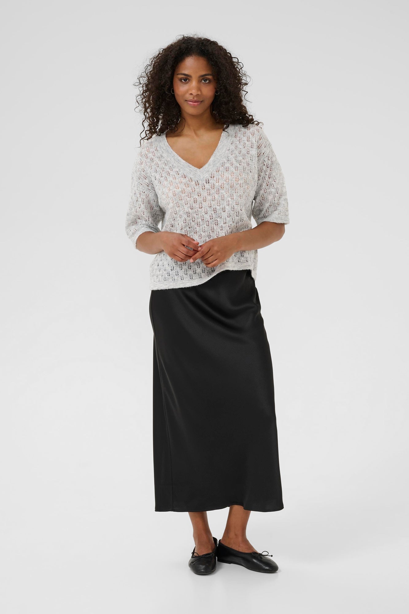 Chandail troué pour femme par Kaffe | 10510171 Mélangé Gris Clair | Boutique Vvög, vêtements mode pour homme et femme