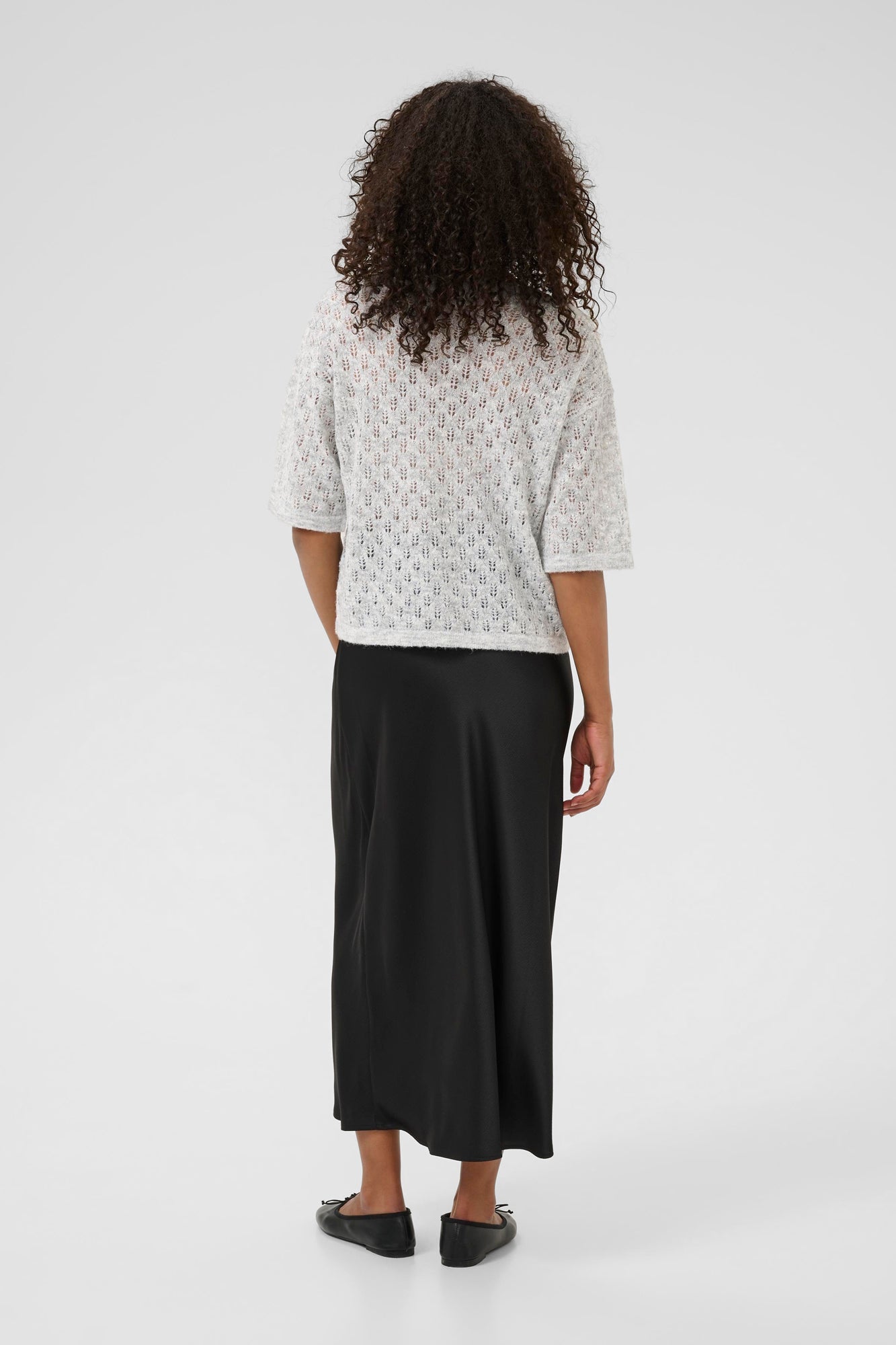 Chandail troué pour femme par Kaffe | 10510171 Mélangé Gris Clair | Boutique Vvög, vêtements mode pour homme et femme