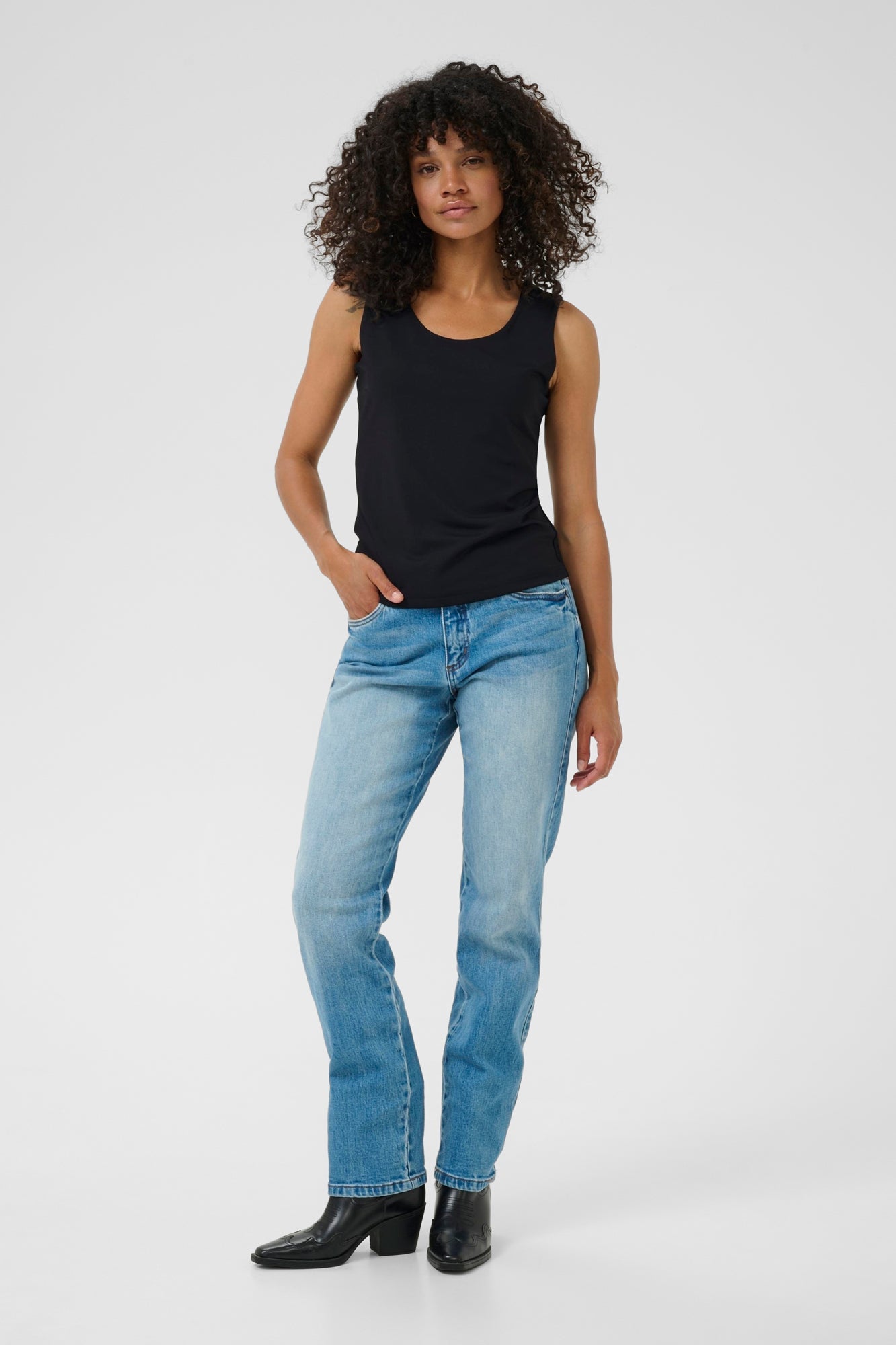 Camisole pour femme par Kaffe | 10510692 Noir Profond | Boutique Vvög, vêtements mode pour homme et femme