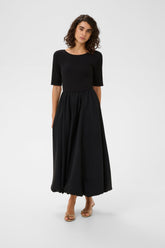 Robe pour femme par Kaffe | 10511464 Noir Profond | Boutique Vvög, vêtements mode pour homme et femme