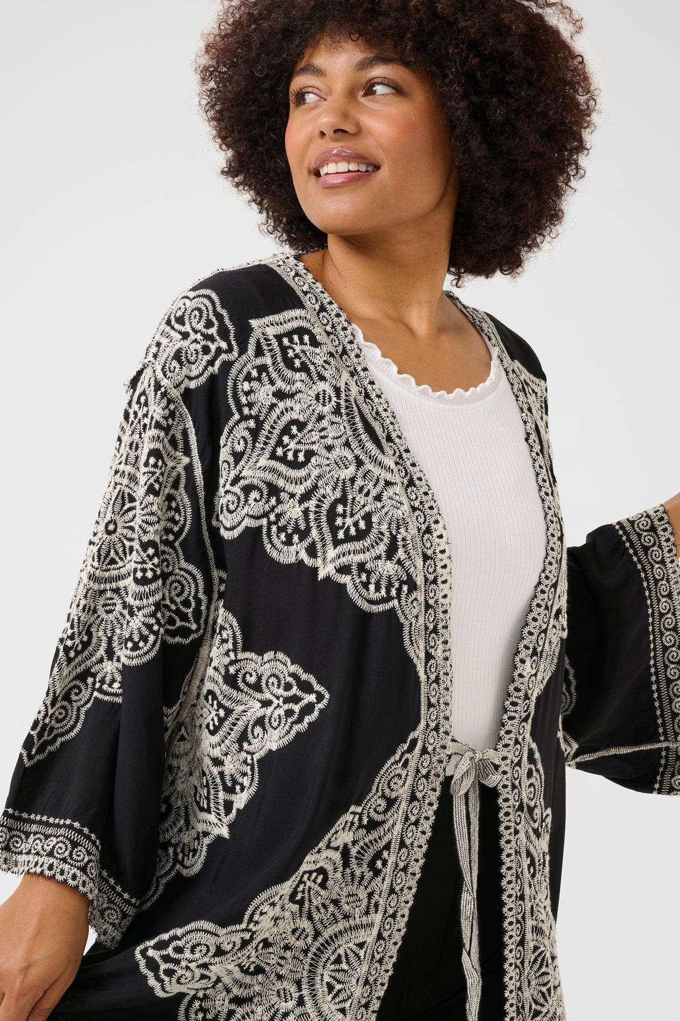 Pardessus pour femme par Cream | 10613807 Noir Avec Broderie | Boutique Vvög, vêtements mode pour homme et femme
