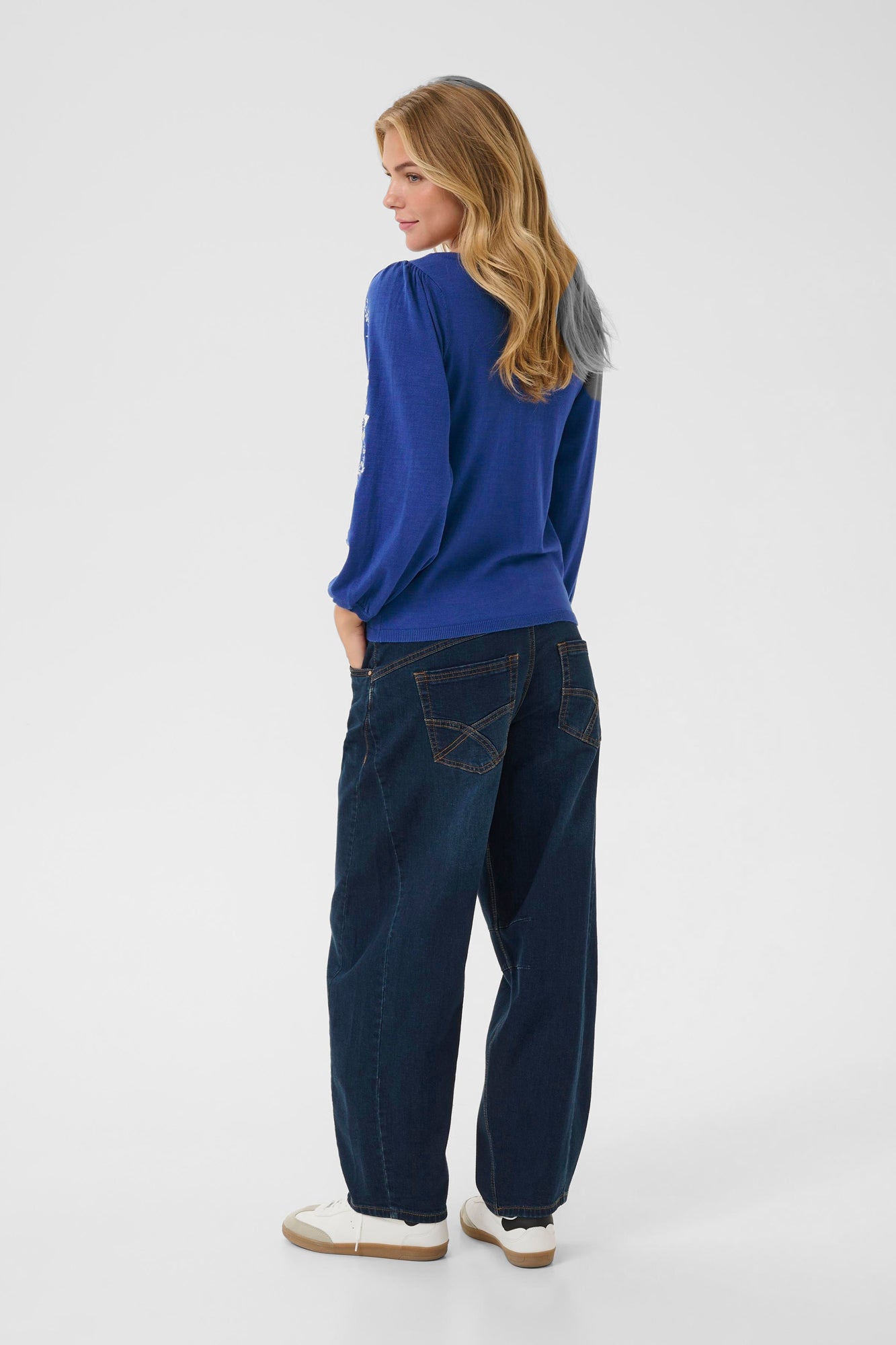 Chandail manches longues pour femme par Cream | 10614295 Bleu Galaxie | Boutique Vvög, vêtements mode pour homme et femme