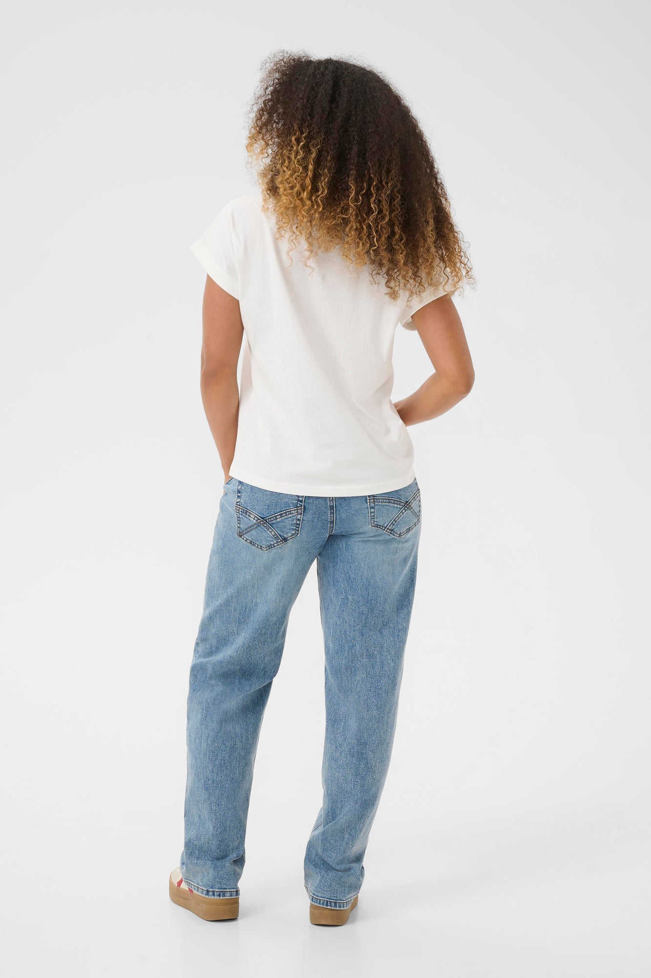 T-Shirt pour femme par Cream | 10614404 Texte Calme Floral | Boutique Vvög, vêtements mode pour homme et femme