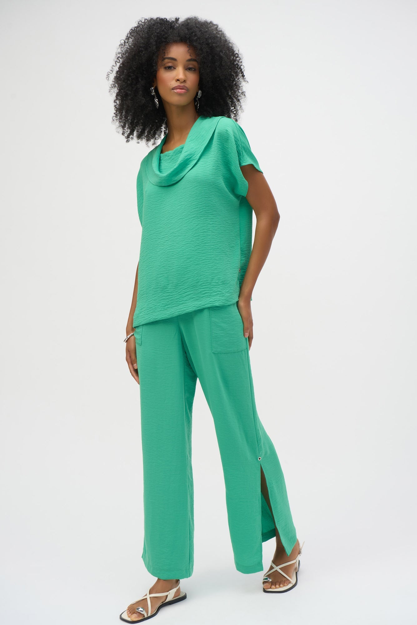 T-Shirt pour femme par Joseph Ribkoff | 252055 Bleu Nuit | Boutique Vvög, vêtements mode pour homme et femme