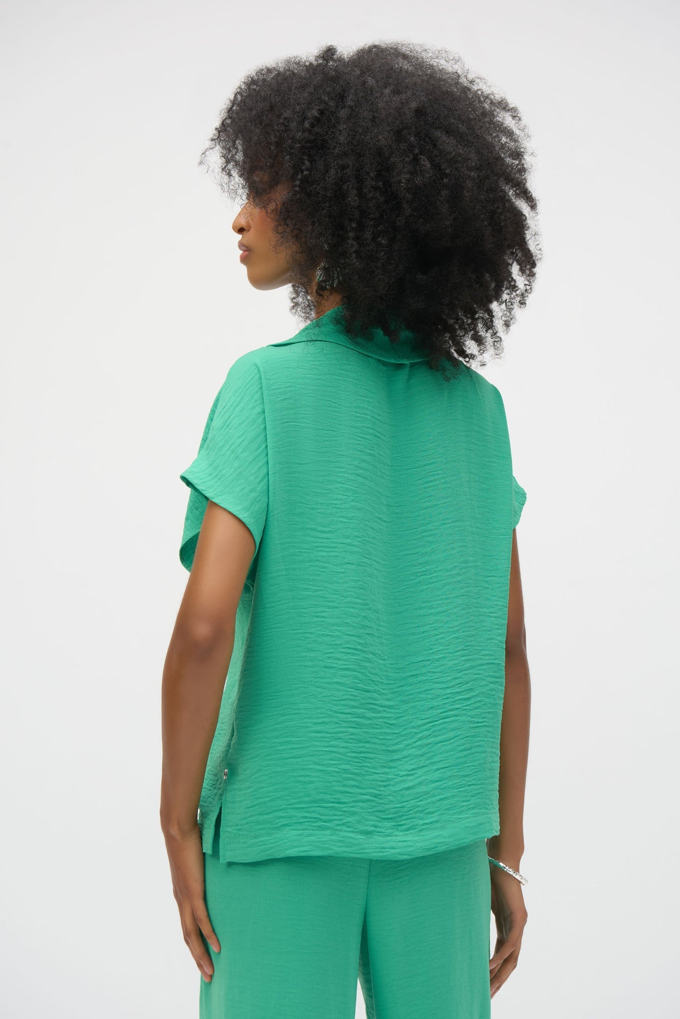T-Shirt pour femme par Joseph Ribkoff | 252055 Bleu Nuit | Boutique Vvög, vêtements mode pour homme et femme