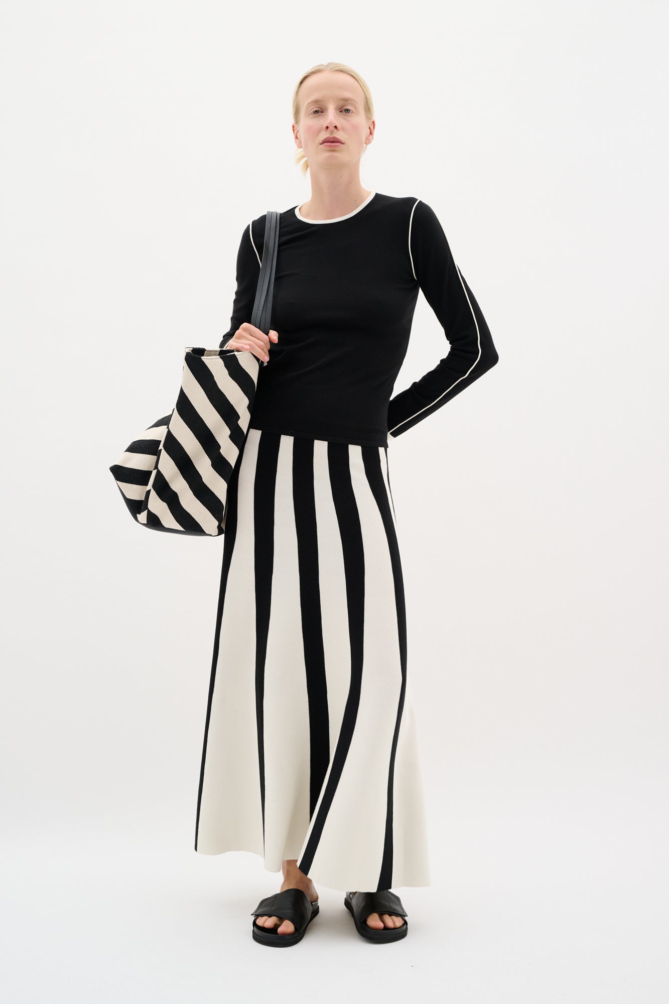 Chandail manches longues pour femme par InWear | 30110579 Noir | Boutique Vvög, vêtements mode pour homme et femme