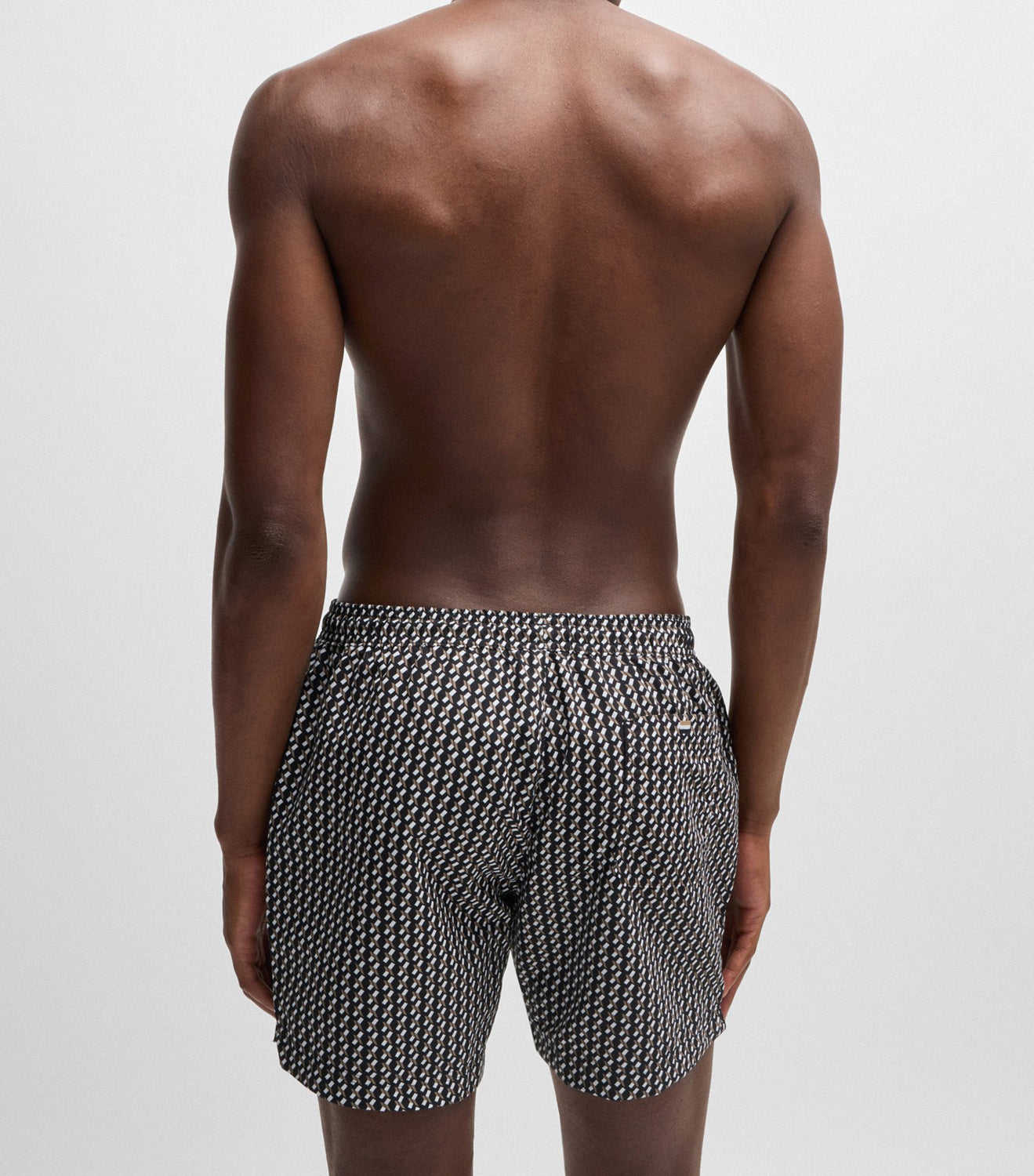 Maillot short pour homme par HUGO BOSS | 50518968 Noir | Boutique Vvög, vêtements mode pour homme et femme