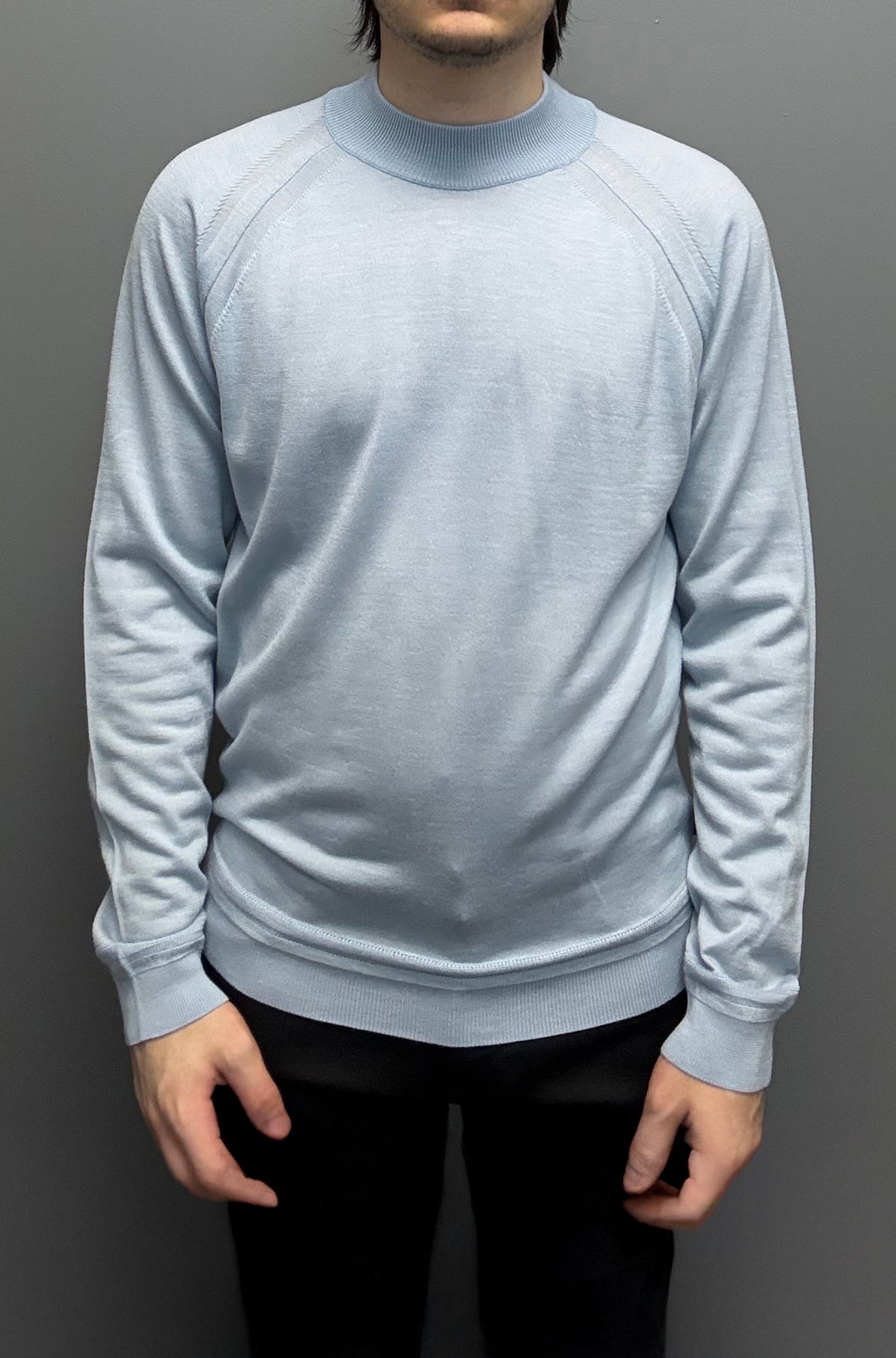 Chandail manches longues bleu pastel HUGO BOSS Vvög