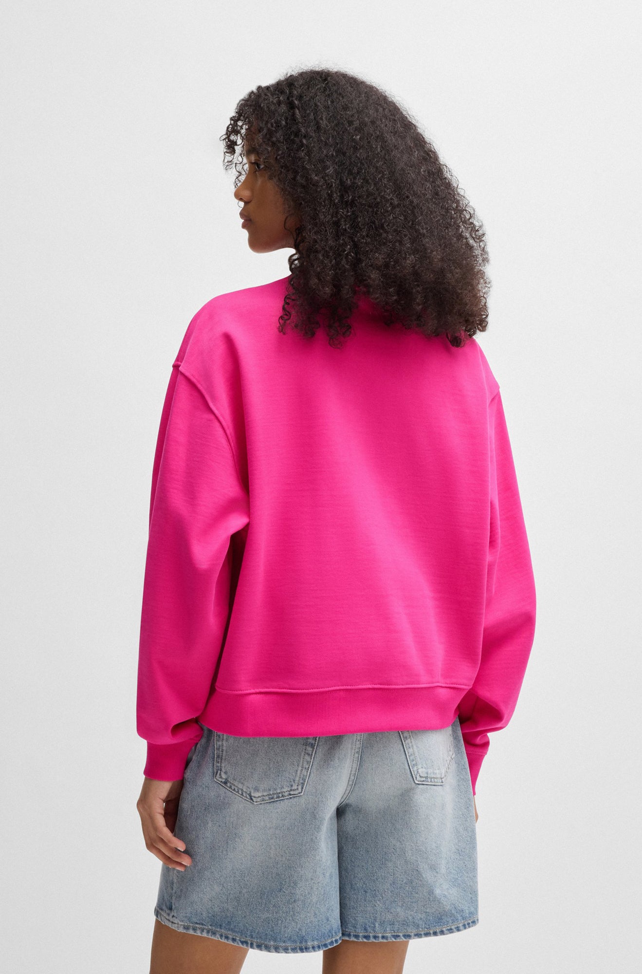 vêtements mode pour homme et femme