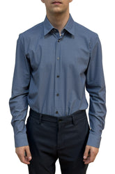 Chemise bleue à manches longues, micro-motif blanc et col évasé pour homme par HUGO BOSS, vue de face