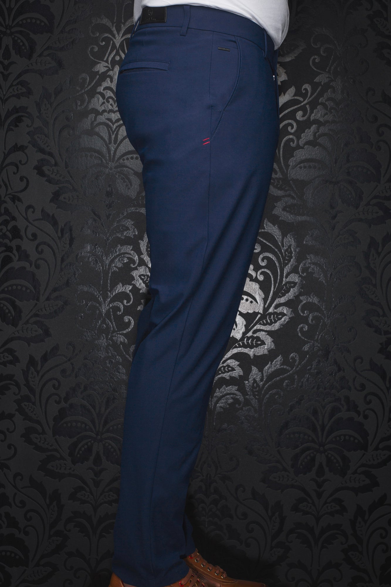 Pantalon pour homme par Au Noir | CARRERA-LIMAO Indigo | Boutique Vvög, inventaire complet de la marque Au Noir