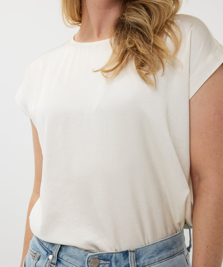 T-Shirt pour femme par Esqualo | SP2510030 Blanc Cassé | Boutique Vvög, vêtements mode pour homme et femme