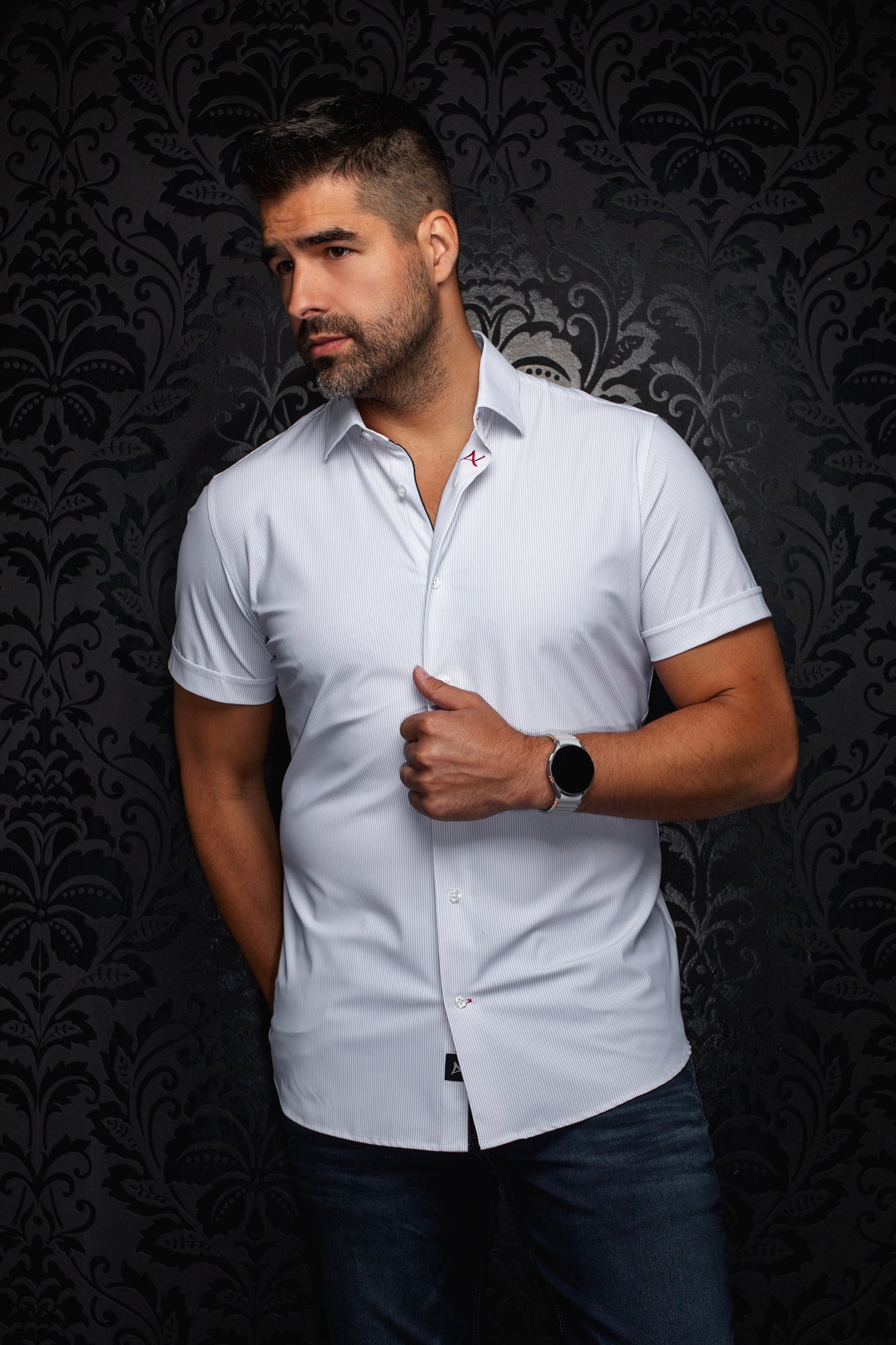 Chemise en nylon pour homme par Au Noir | NICK(SS) STRP Blanc | Boutique Vvög, vêtements mode pour homme et femme
