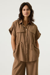 Blouse pour femme par Garcia | O260096 Taupe Doux | Boutique Vvög, vêtements mode pour homme et femme
