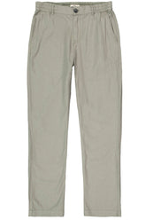 Vue avant du pantalon droit olive pâle avec panneaux élastiques à la taille et poches obliques pour homme par Garcia