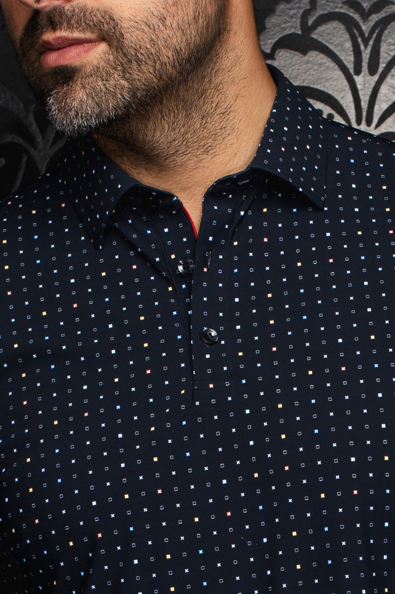 Polo en nylon pour homme par Au Noir | RAPHY (SS) SQRX Noir | Boutique Vvög, inventaire complet de la marque Au Noir