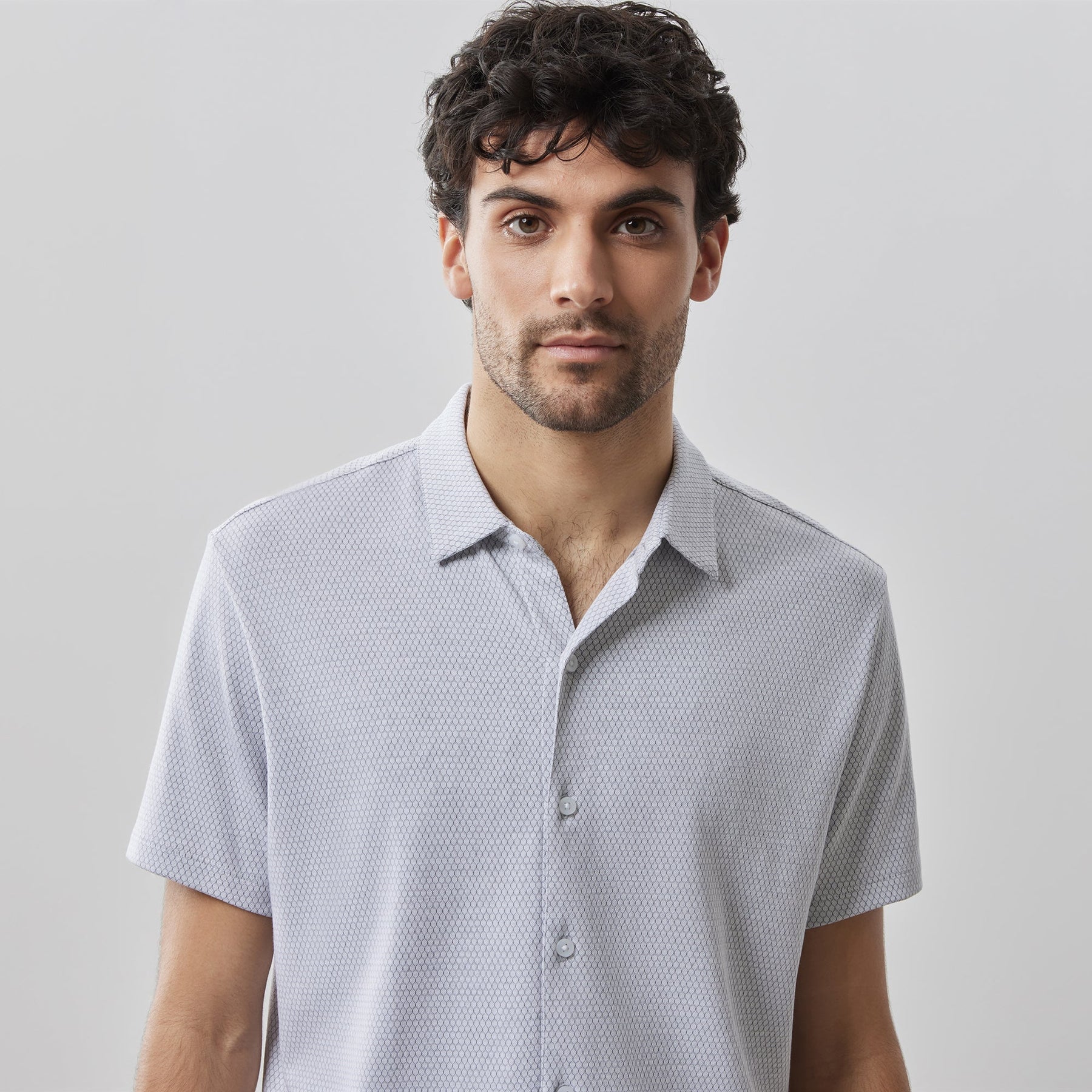 Chemise en tricot à manches courtes pour homme par Robert Barakett | RB41055 Campbell Gris | Boutique Vvög, vêtements mode pour homme et femme
