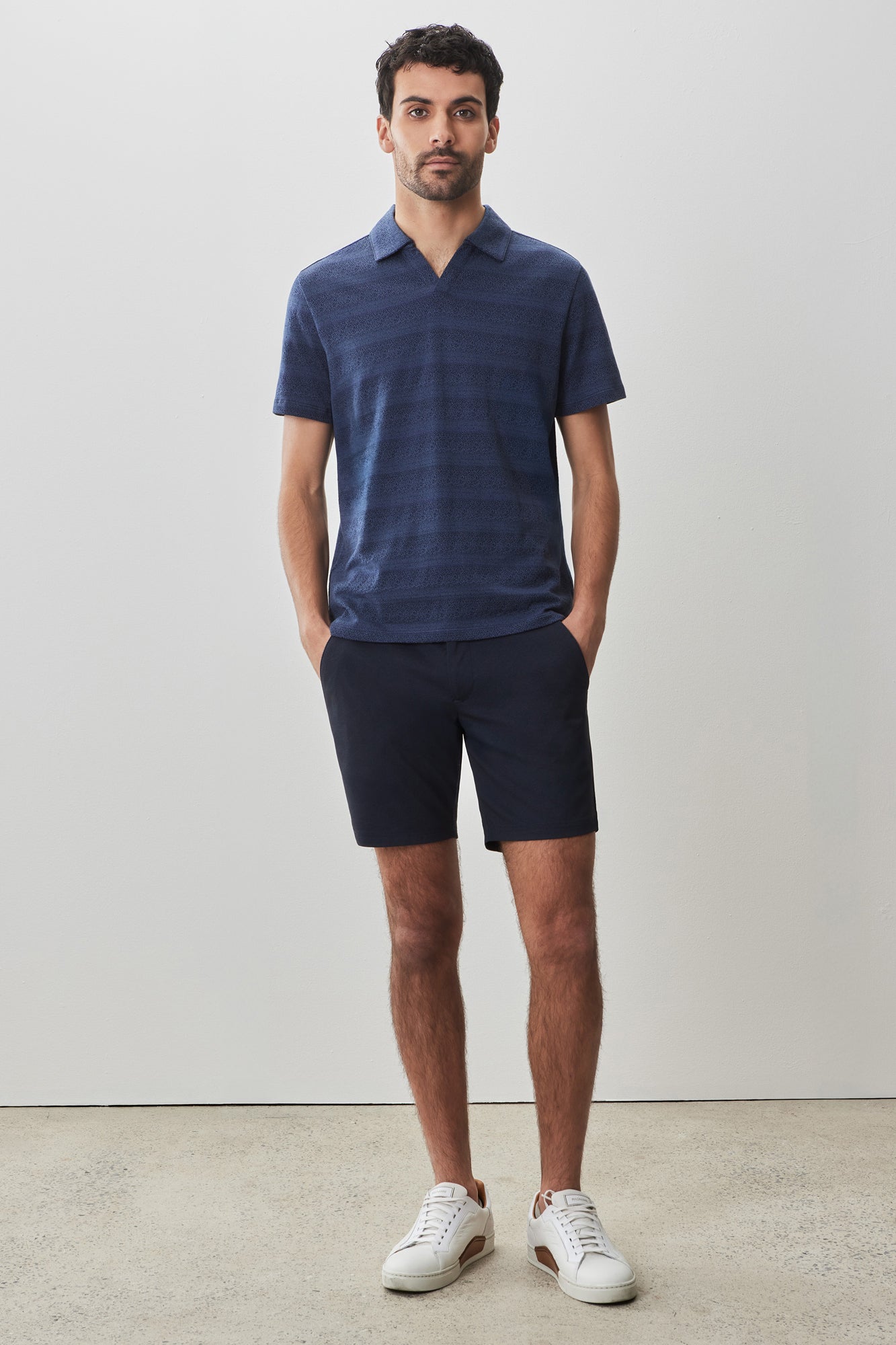 Polo à col ouvert pour homme par Robert Barakett | RB51124 Duval Bleu Marine | Boutique Vvög, vêtements mode pour homme et femme