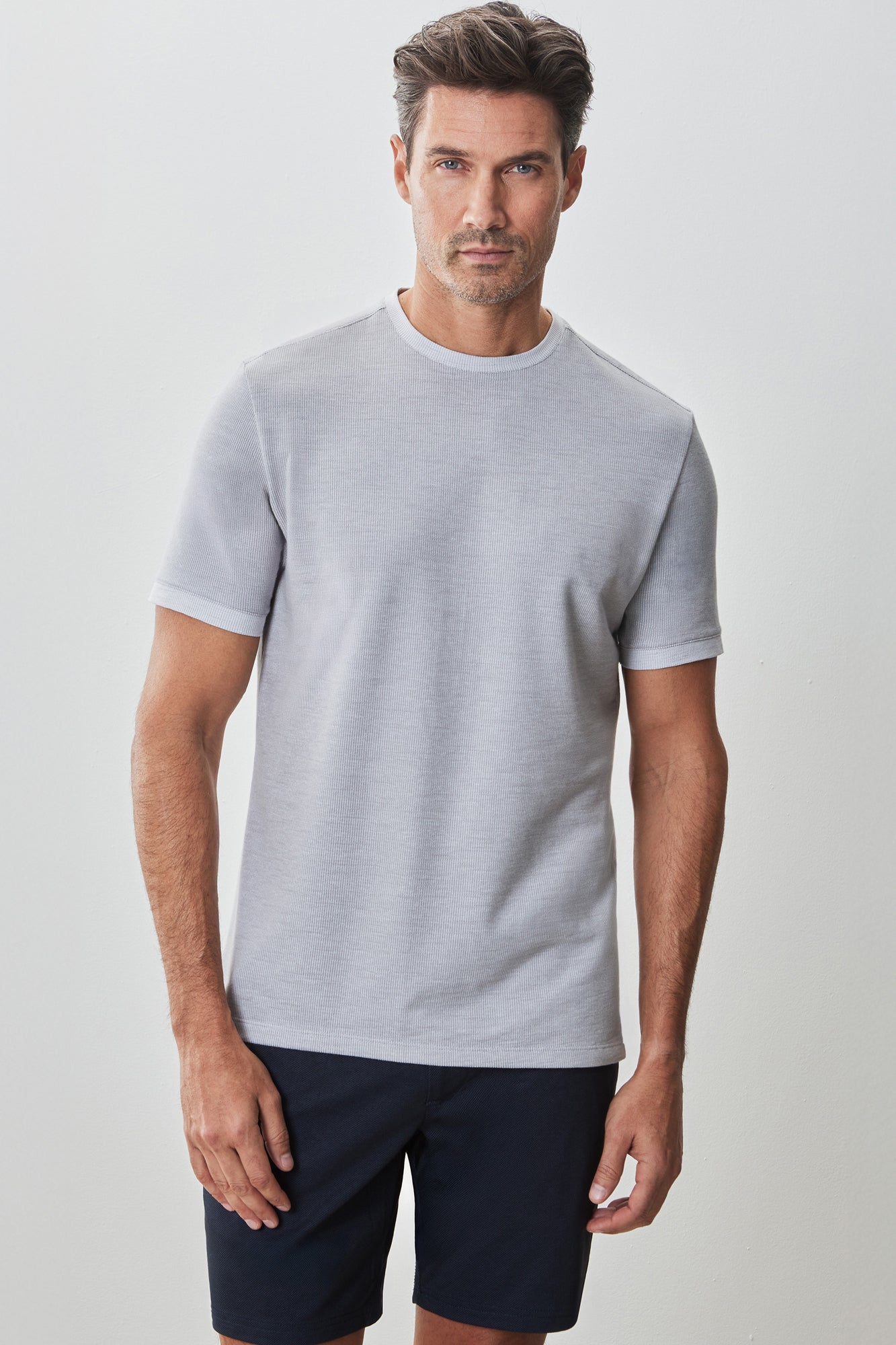 T-Shirt col rond pour homme par Robert Barakett | RB51129 Marsh Gris Clair | Boutique Vvög, vêtements mode pour homme et femme