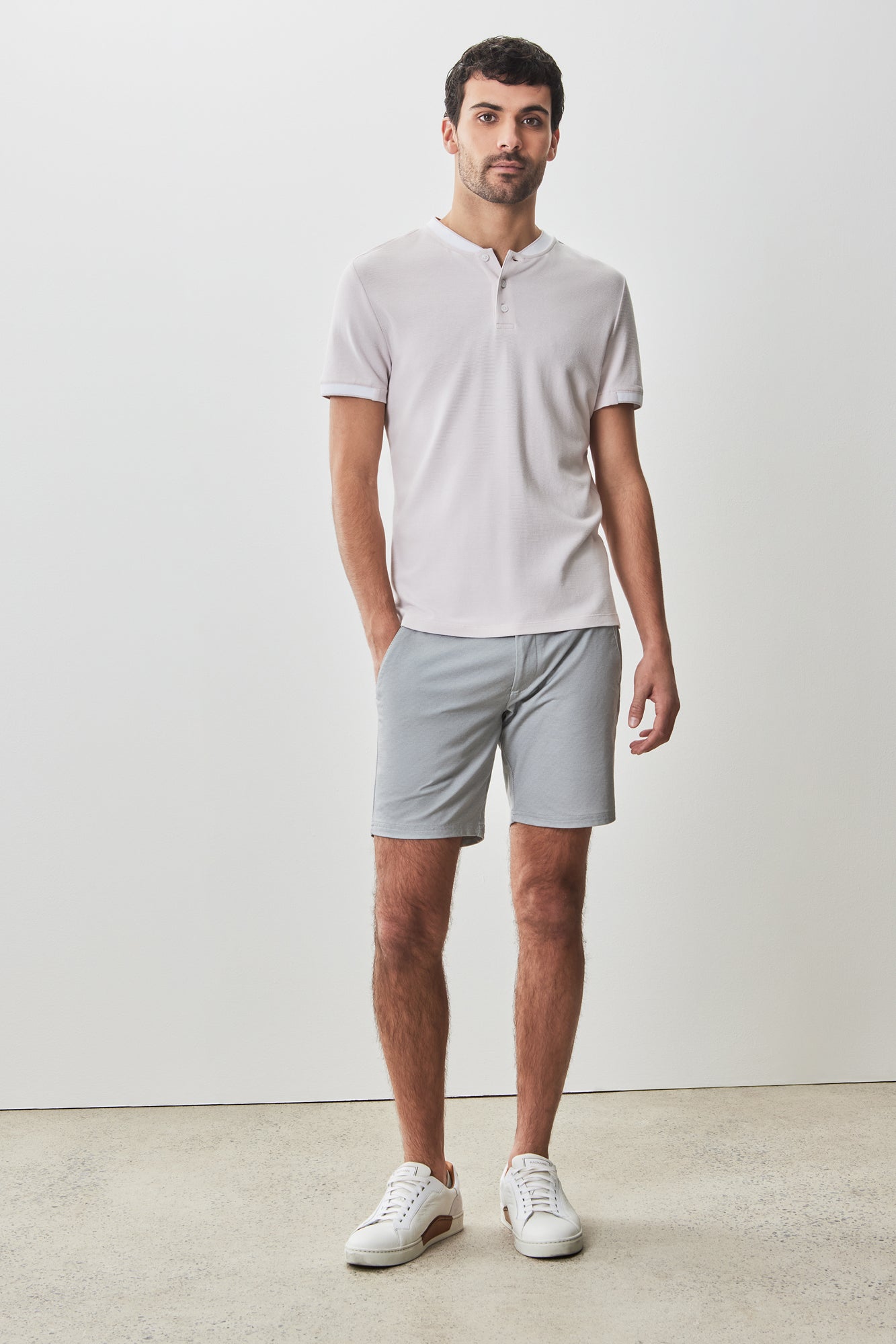 T-Shirt henley pour homme par Robert Barakett | RB51166 Tessio Rose Clair | Boutique Vvög, vêtements mode pour homme et femme
