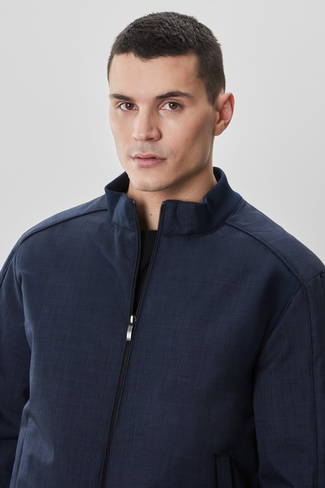 Coupe-vent mi-saison pour homme par Robert Barakett | RB52229 Cegio Marine | Boutique Vvög, vêtements mode pour homme et femme