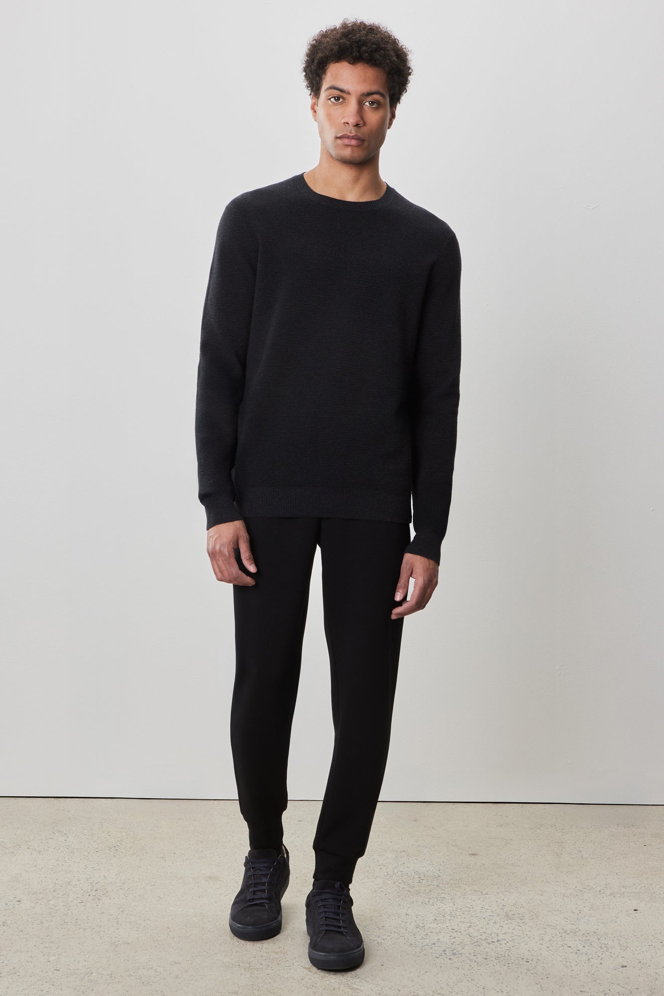 Chandail à manches longues col rond pour homme par Robert Barakett | Enrique RB52270 Noir | Boutique Vvög, vêtements mode pour homme et femme
