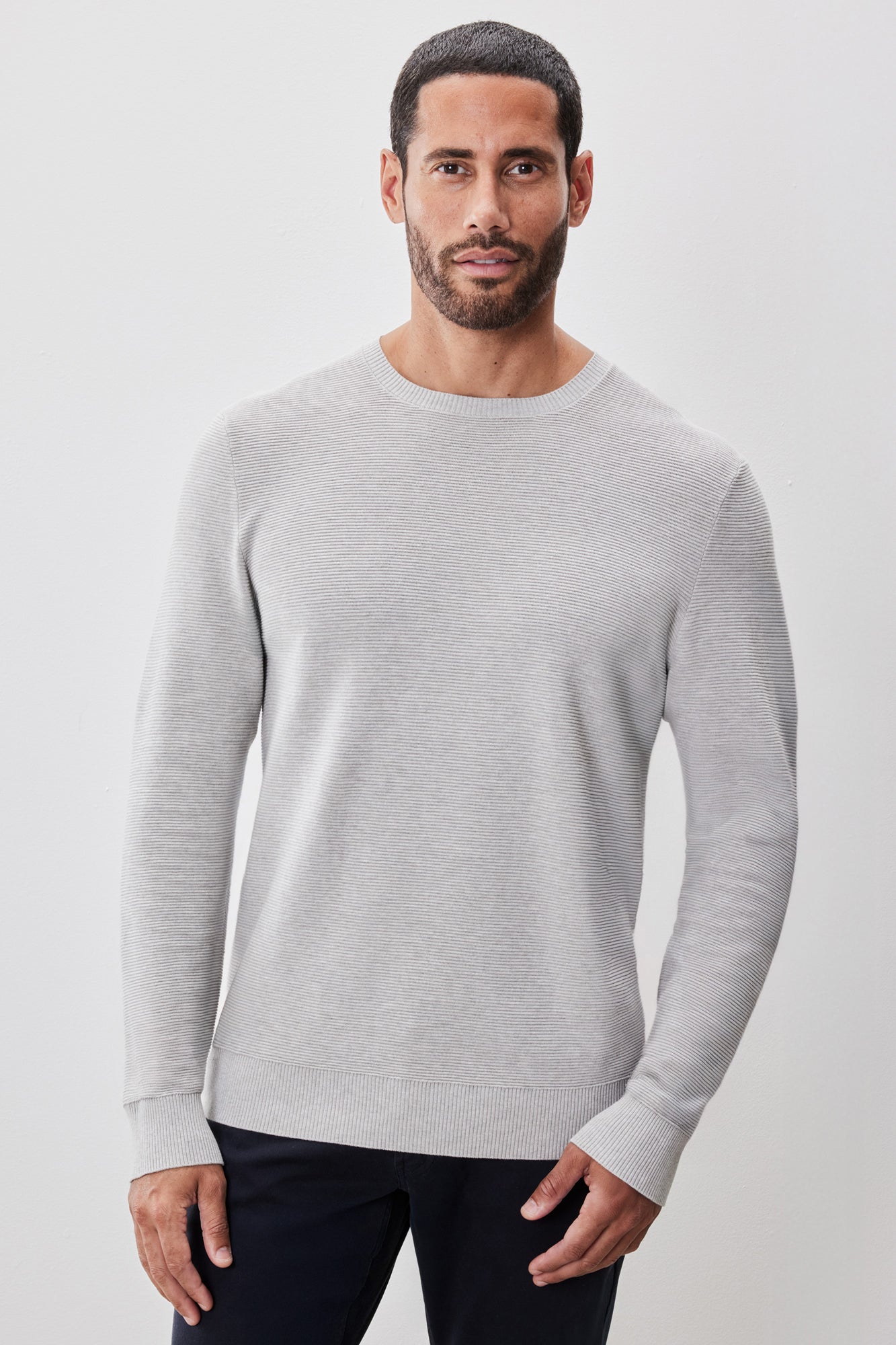 Chandail à manches longues col rond pour homme par Robert Barakett | Enrique RB52270 Gris Clair | Boutique Vvög, vêtements mode pour homme et femme
