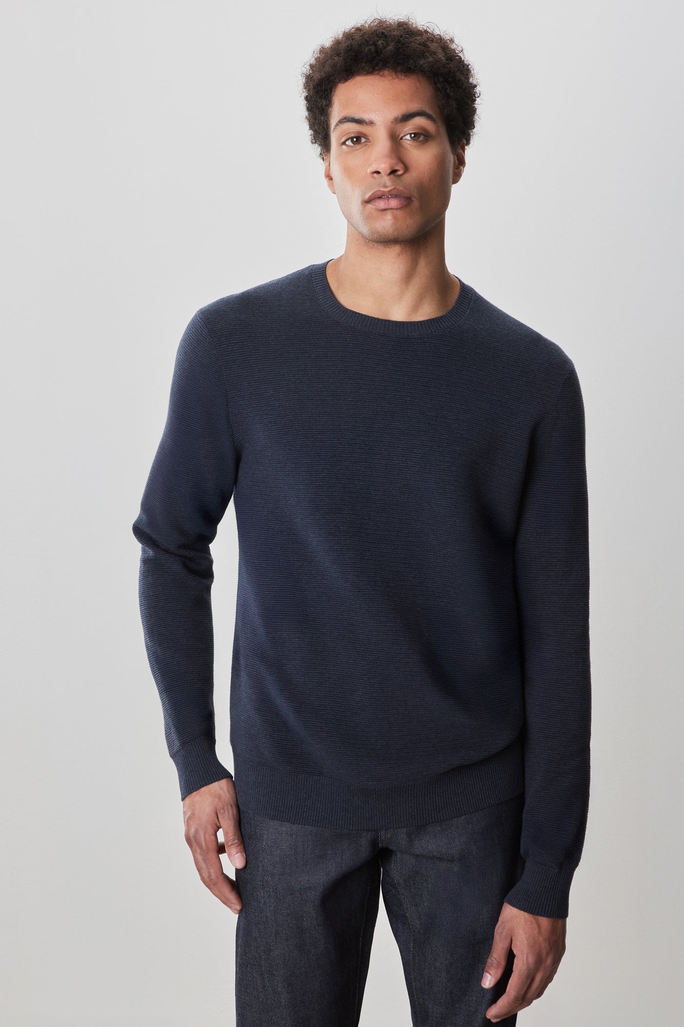 Chandail à manches longues col rond pour homme par Robert Barakett | Enrique RB52270 Marine | Boutique Vvög, vêtements mode pour homme et femme