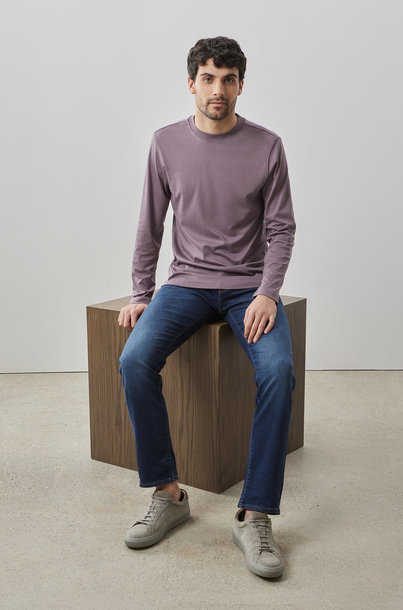 Chandail col rond pour homme par Robert Barakett | RB82247 Georgia Violet Persistant | Boutique Vvög, vêtements mode pour homme et femme
