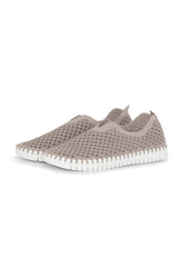 Souliers pour femme par Ilse Jacobsen | TULIP139 Atmosphère | Boutique Vvög, vêtements mode pour homme et femme