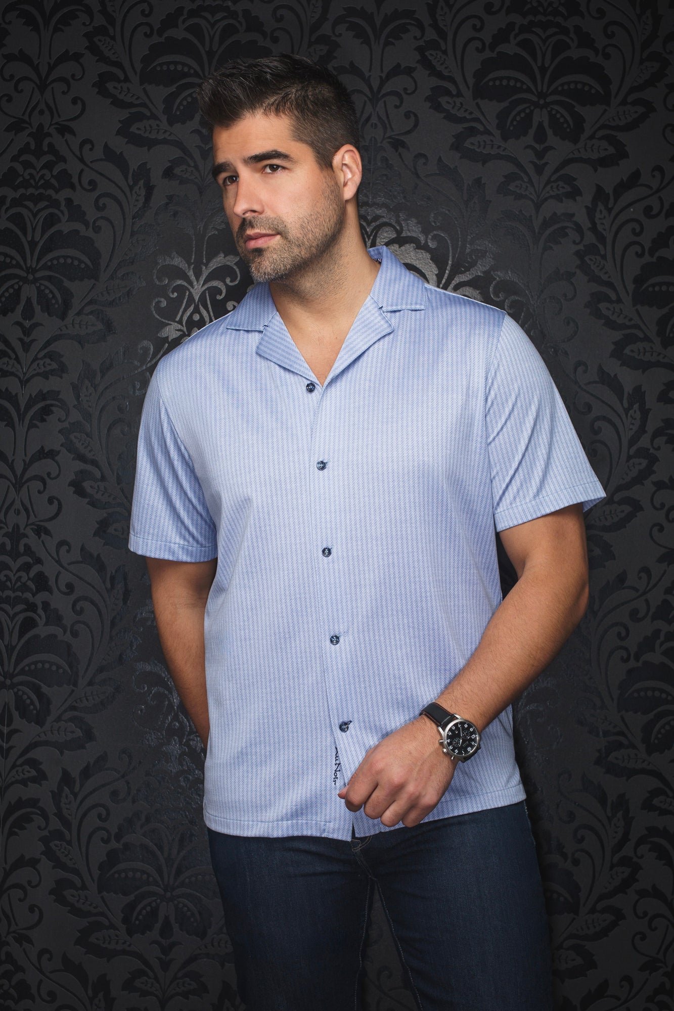 Chemise manches courtes en nylon à col plat pour homme par Au Noir | WAIKIKI-T Bleu Clair | Boutique Vvög, inventaire complet de la marque Au Noir