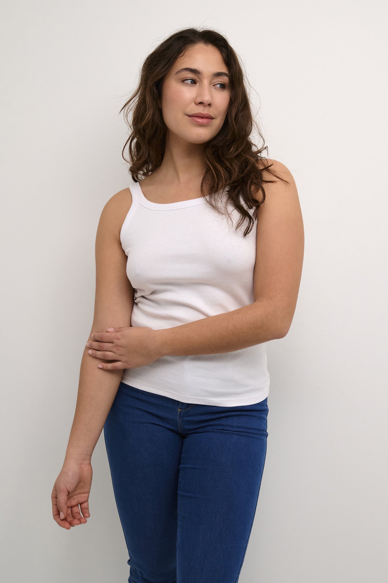 Camisole pour femme par Kaffe | 10507348 Blanc/110601-WHITE | Boutique Vvög, vêtements mode pour homme et femme