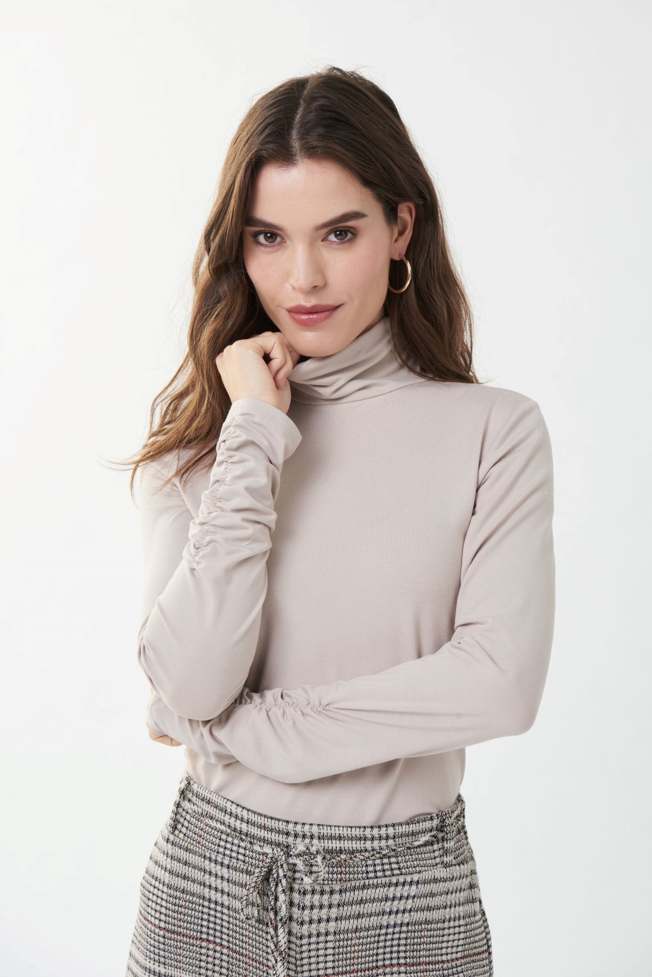 Chandail manches longues pour femme par Joseph Ribkoff | 223252 SAND | Boutique Vvög, vêtements mode pour homme et femme