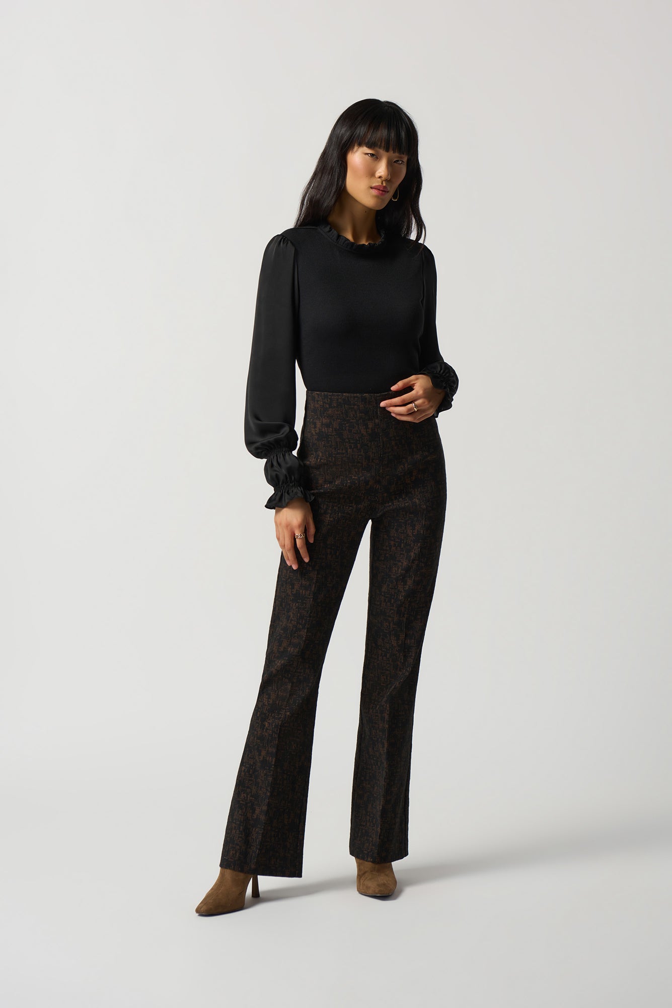 Chandail manches longues pour femme par Joseph Ribkoff | 233147 Black | Boutique Vvög, vêtements mode pour homme et femme