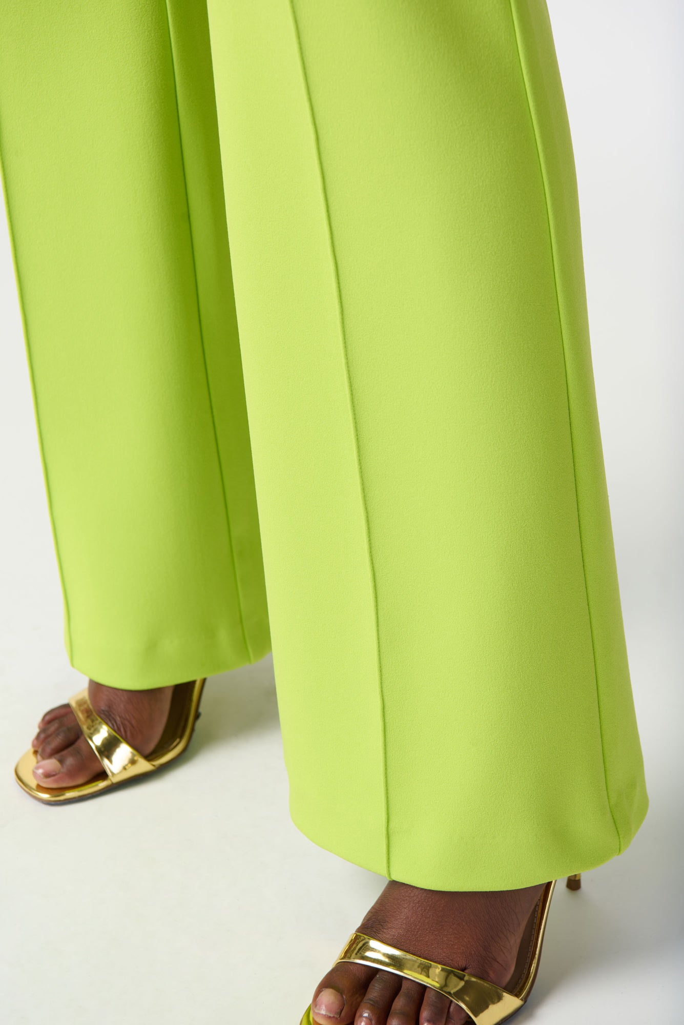 Pantalon pour femme par Joseph Ribkoff | 241248 KEYLIME | Boutique Vvög, vêtements mode pour homme et femme