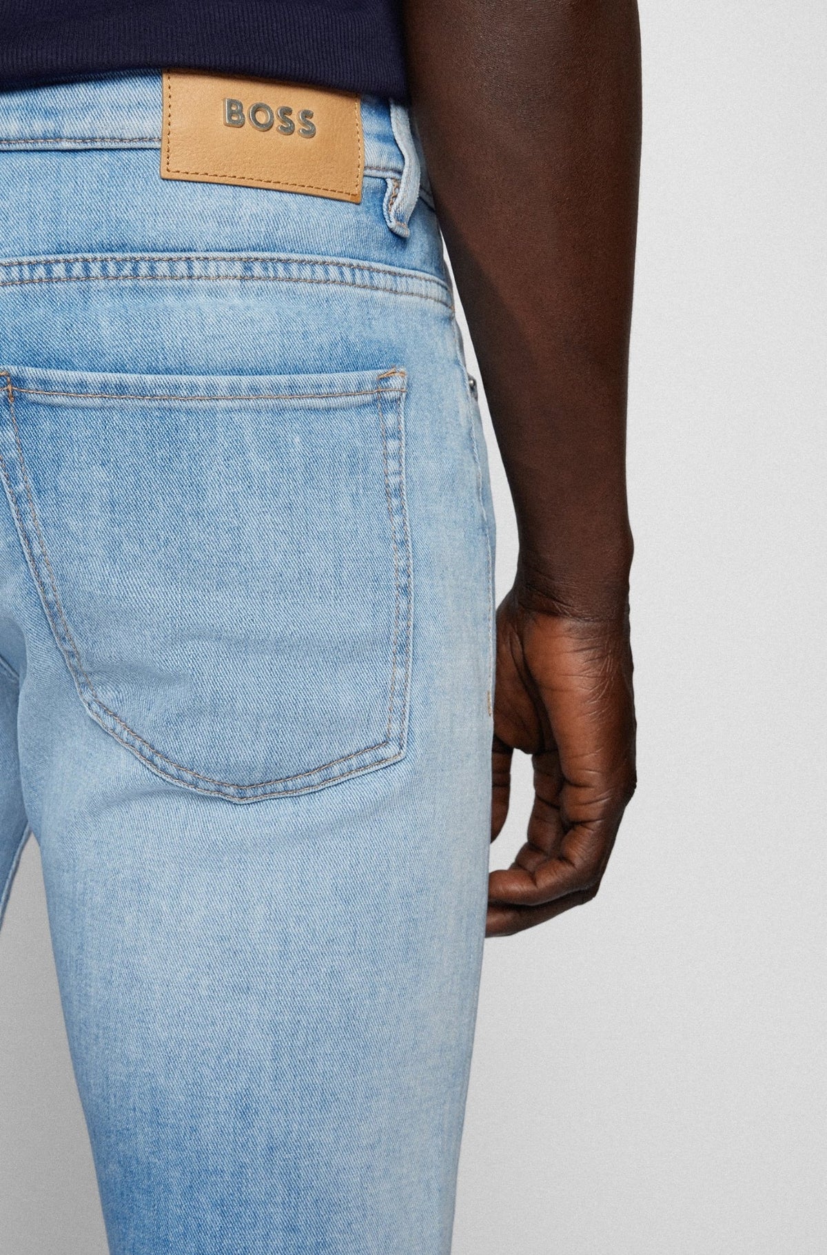 Jeans pour homme par HUGO BOSS | 50473016 444-TURQUOISE | Machemise.ca, vêtements mode pour hommes