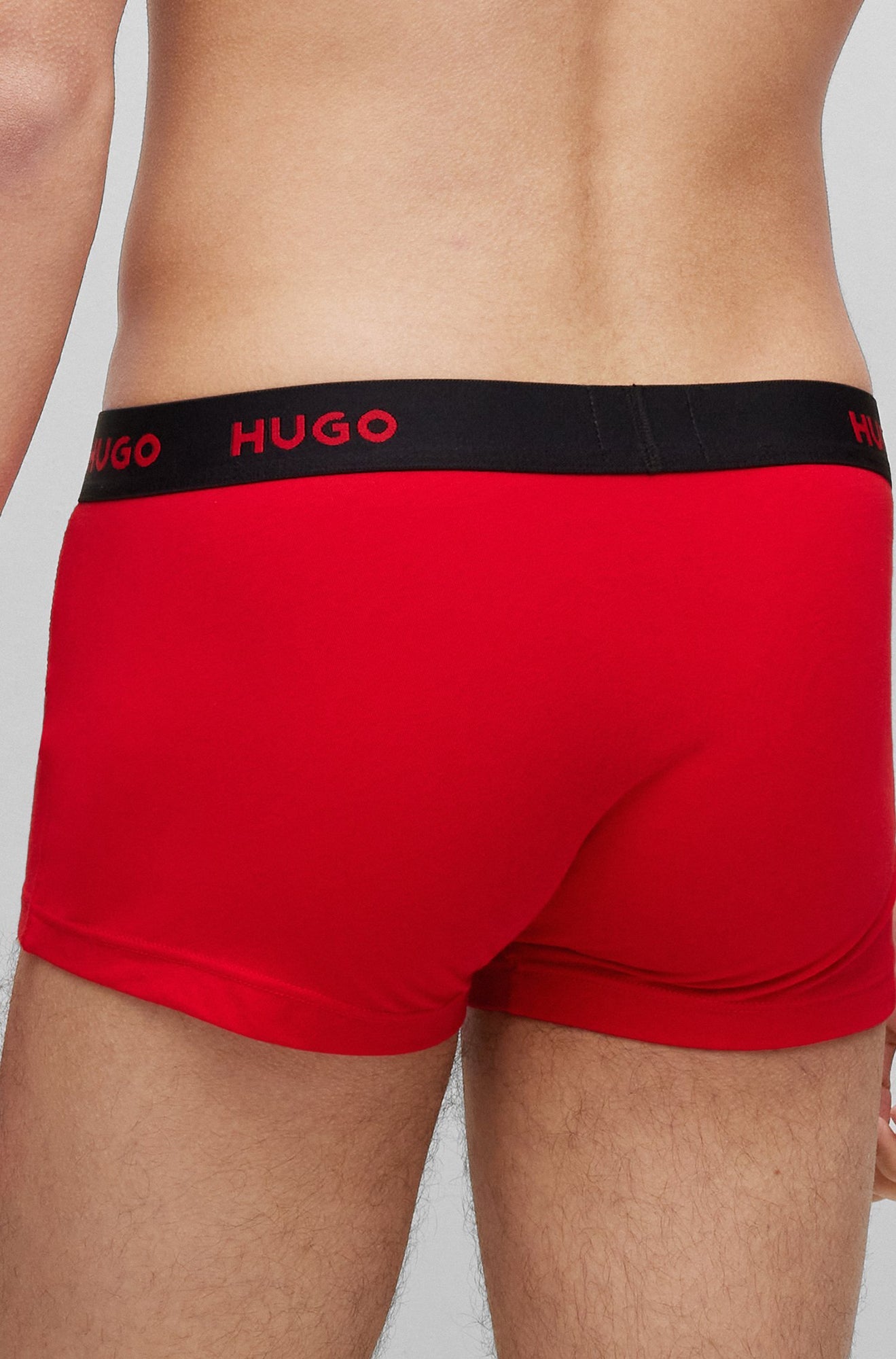 Paquet de 3 boxers pour homme par HUGO BOSS | 50480170 621-BRIGHT RED | Boutique Vvög, vêtements mode pour homme et femme