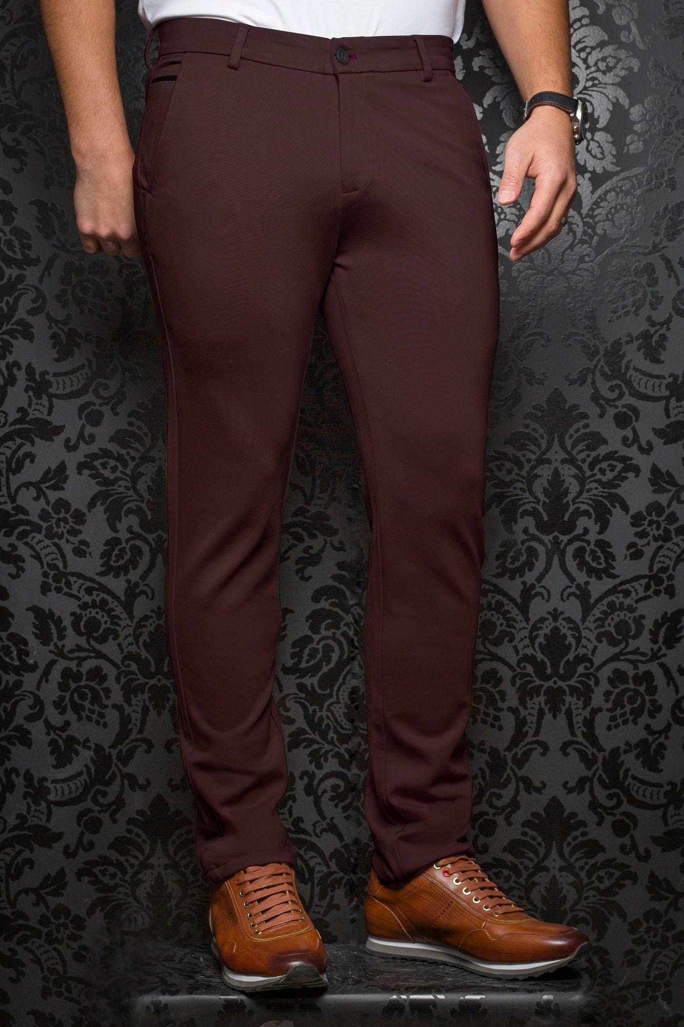 Pantalon pour homme par Au Noir | BERETTA Wine | Boutique Vvög, vêtements mode pour hommes