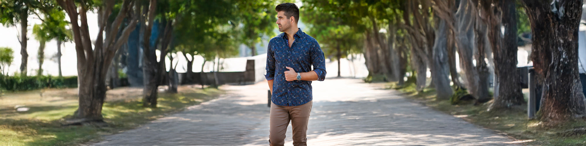 Mode masculine nouveauté – chemise fashion homme moderne.