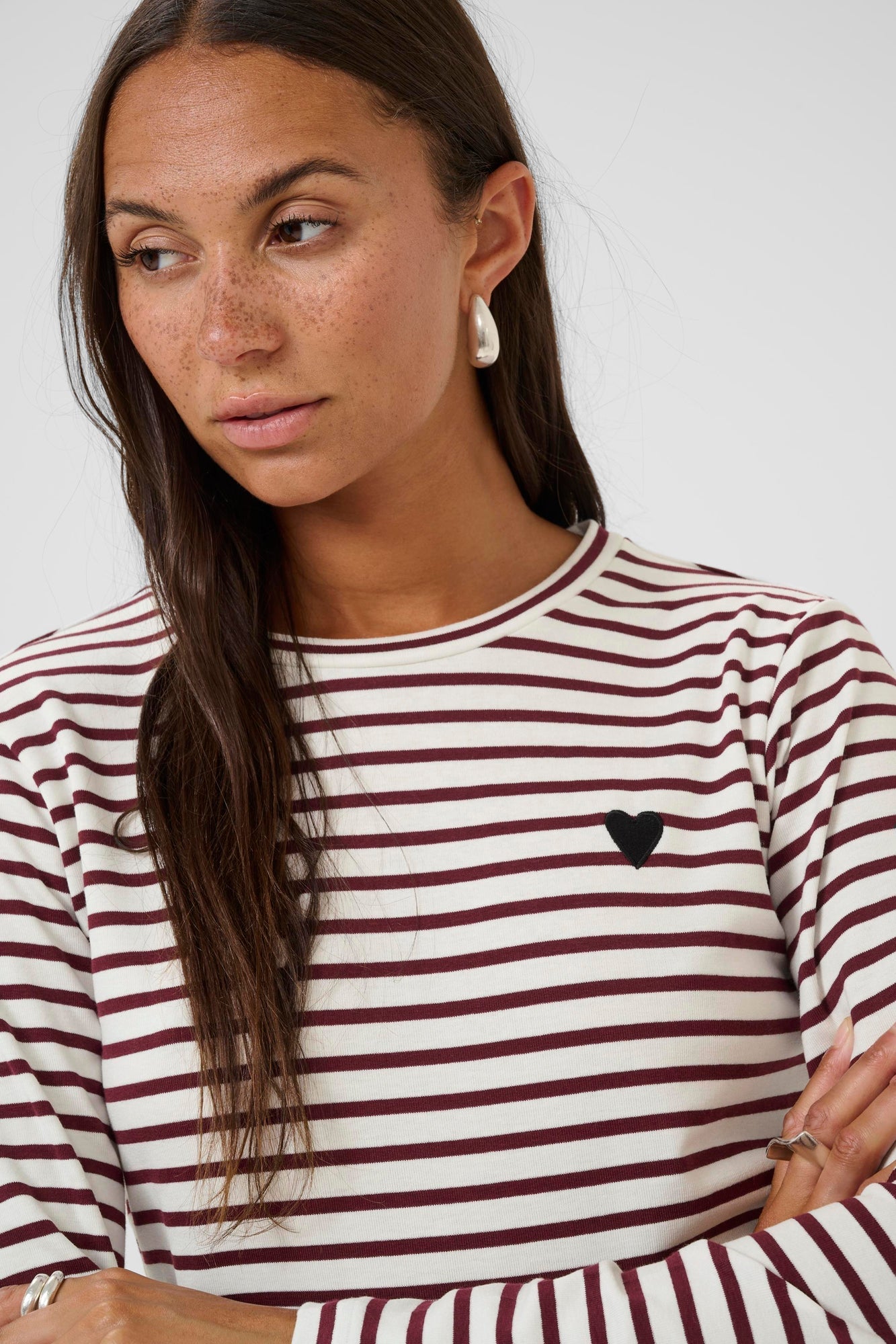 Chandail manches longues pour femme par Kaffe | 10502821 Craie/Windsor | Boutique Vvög, vêtements mode pour homme et femme