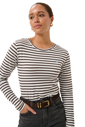 T-Shirt manches longues ivoire rayé brun avec petit cœur bleu pour femme par Kaffe, vue avant portée