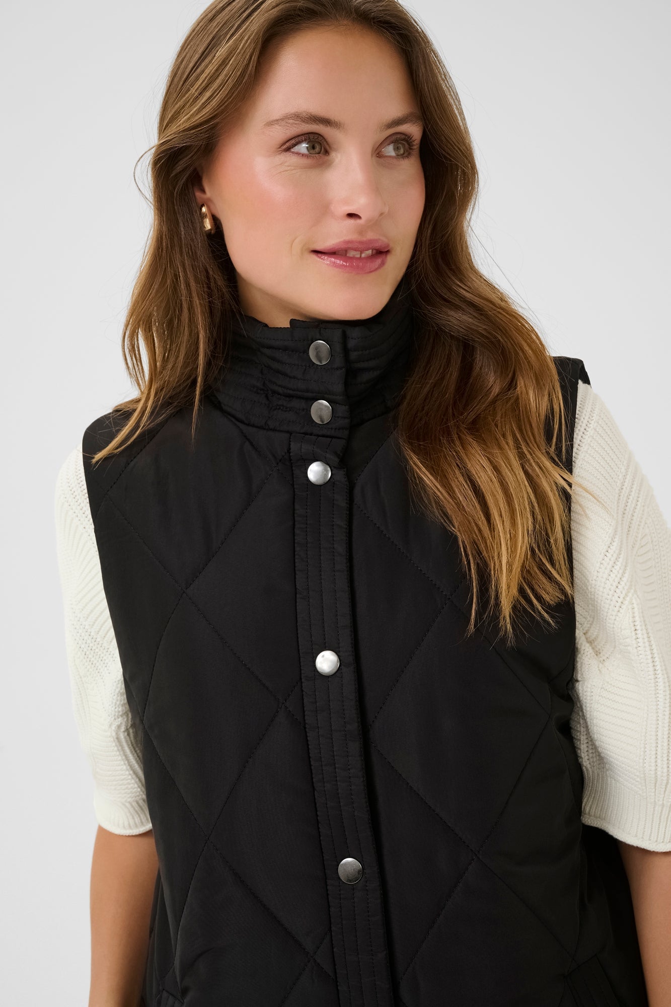 Coupe-vent sans manche pour femme par Kaffe | 10505686 Noir Profond | Boutique Vvög, vêtements mode pour homme et femme