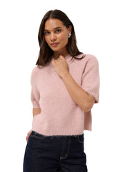 Chandail manches courtes en tricot rose pâle avec manches courtes et ourlet côtelé pour femme par Kaffe, vue avant