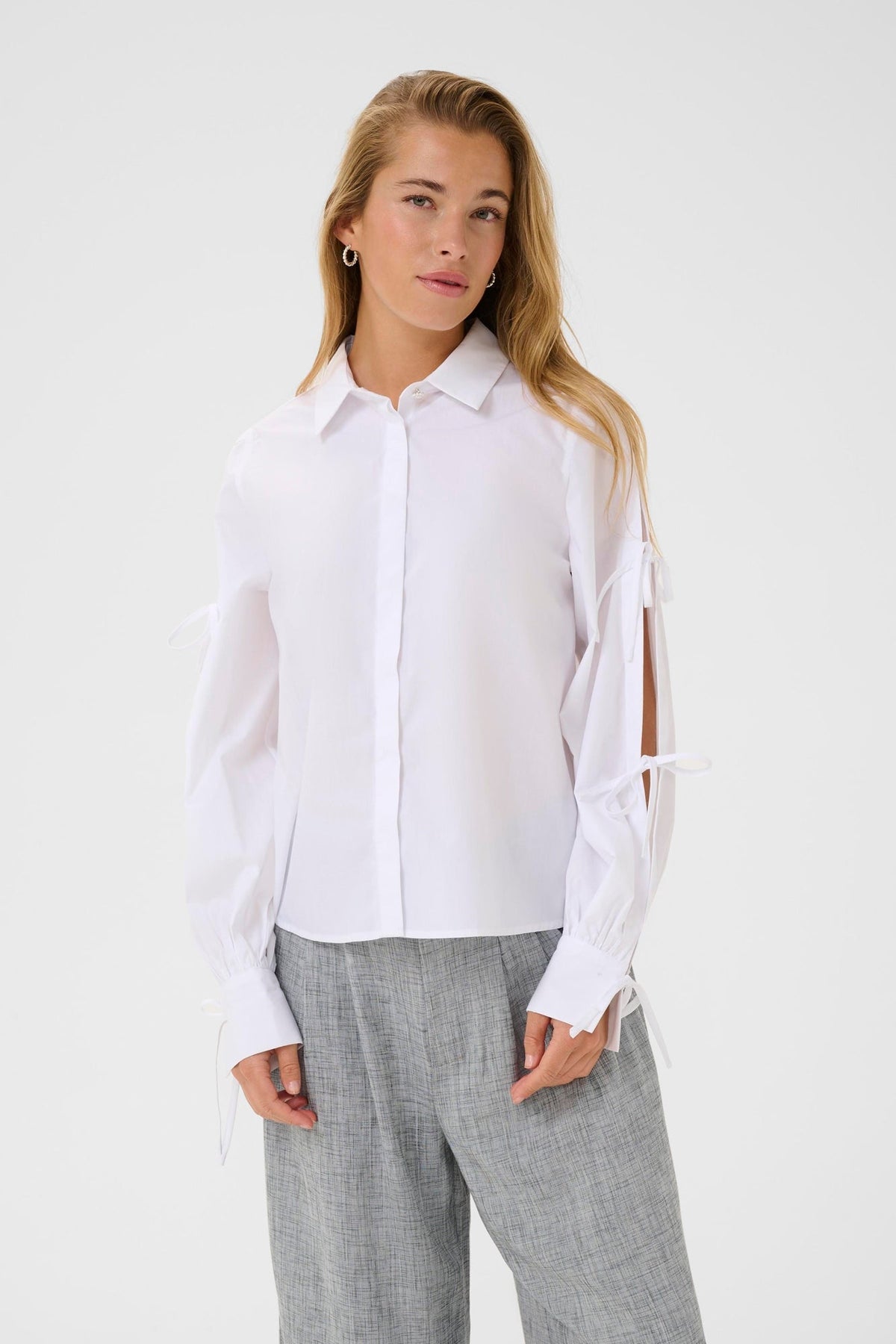 Blouse pour femme par Kaffe | 10510214 Blanc Éclat | Boutique Vvög, vêtements mode pour homme et femme