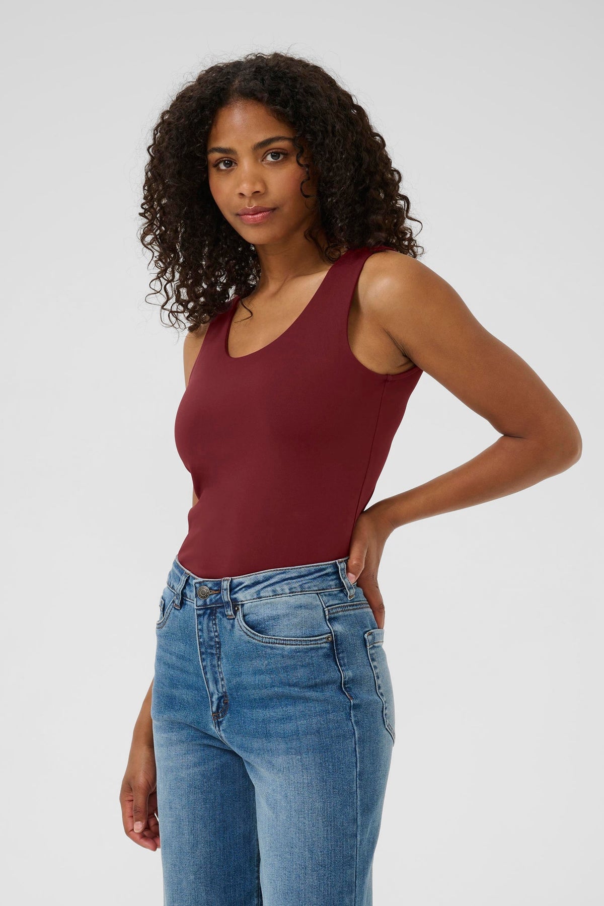Camisole pour femme par Kaffe | 10510692 Vin De Windsor | Boutique Vvög, vêtements mode pour homme et femme