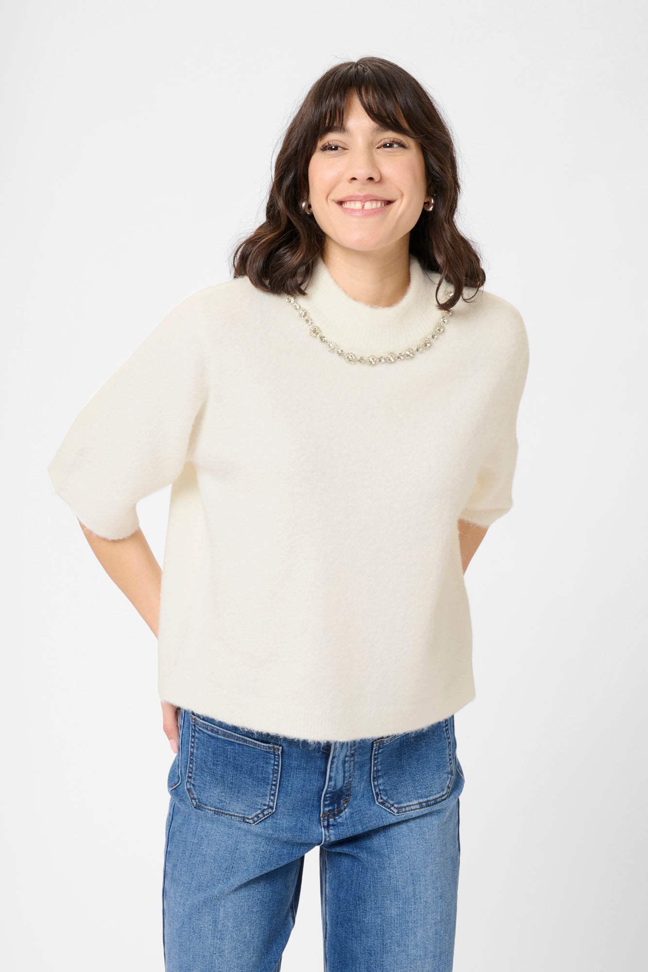 Chandail manches courtes pour femme par Kaffe | 10510878 Craie | Boutique Vvög, vêtements mode pour homme et femme